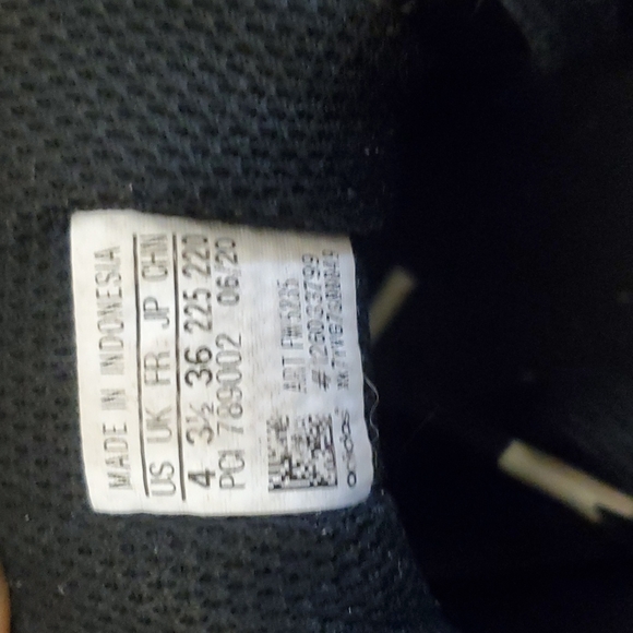 Adidas Originals Superstar Black Green Red Kids Size 4 - Picture 8 of 8